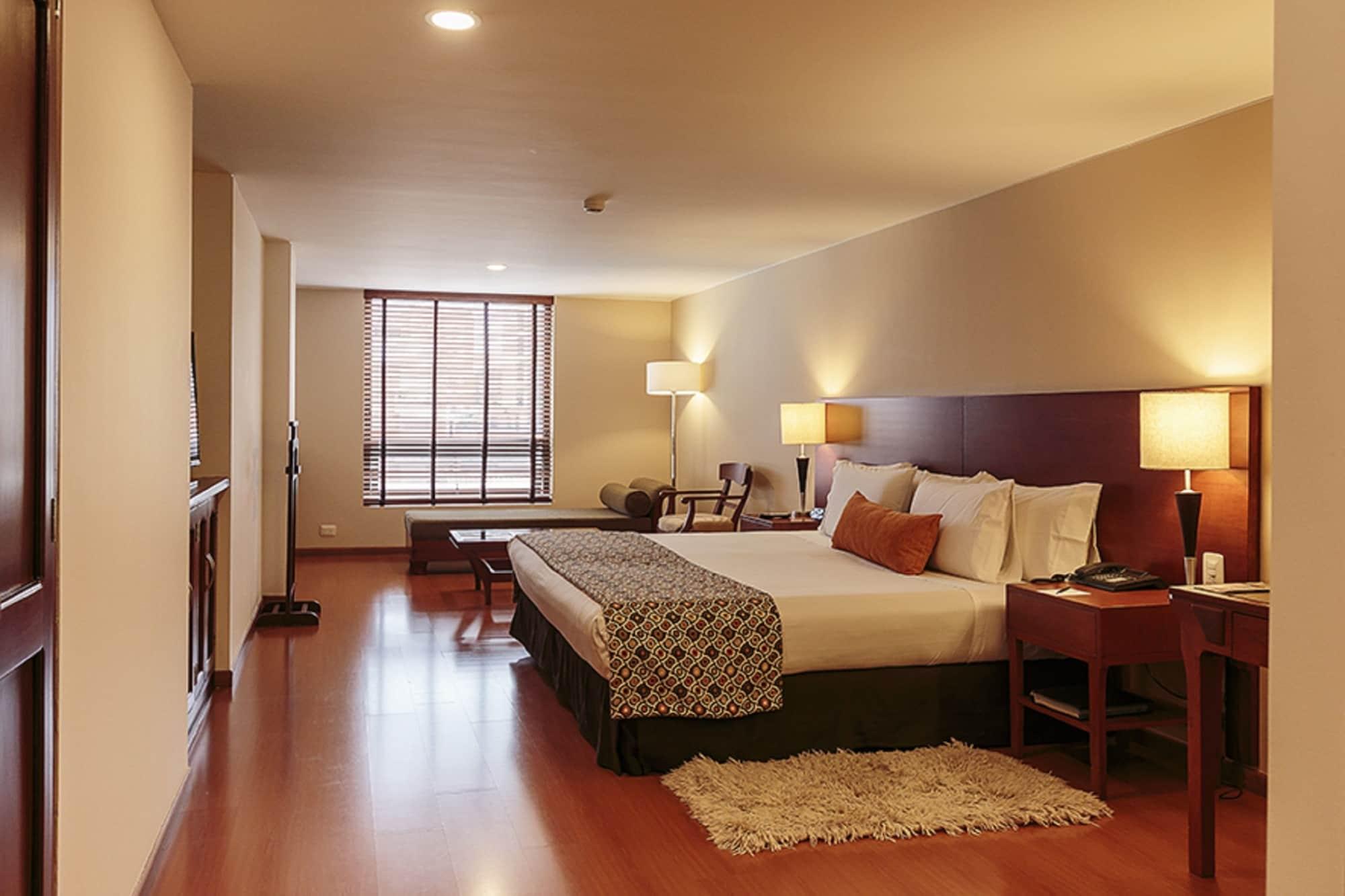 Hotel Estelar Suites Jones Богота Экстерьер фото