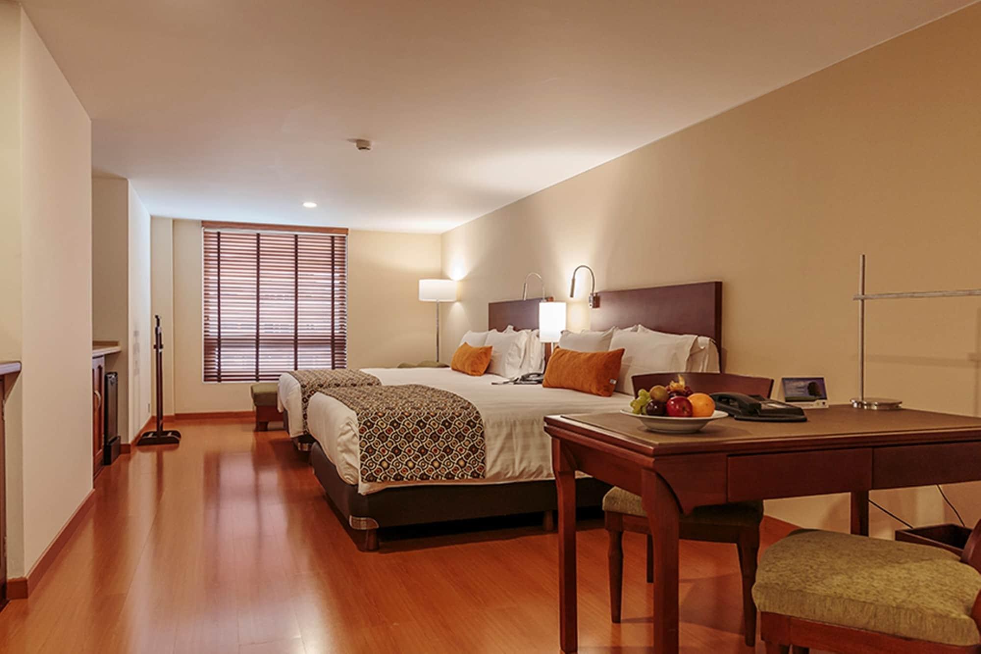 Hotel Estelar Suites Jones Богота Экстерьер фото