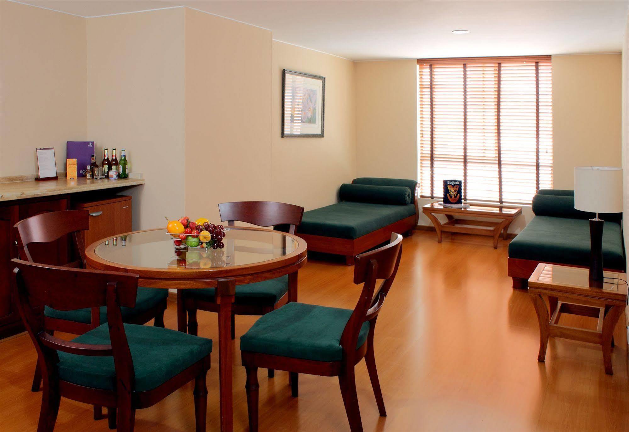 Hotel Estelar Suites Jones Богота Номер фото
